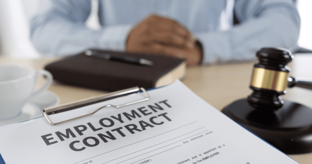 The Pros & Cons of Outsourcing HR 2 employment contract